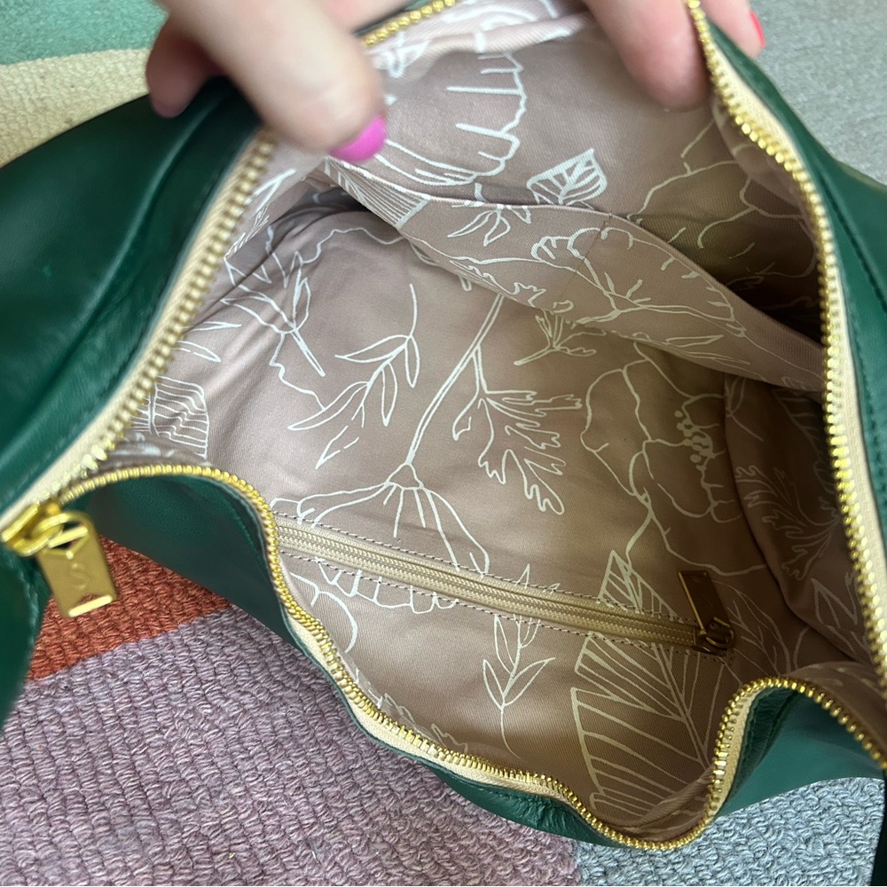 Sseko Green Leather Hobo Bag NWT - Picture 3 of 7